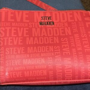 Steve Madden Coral Clutch